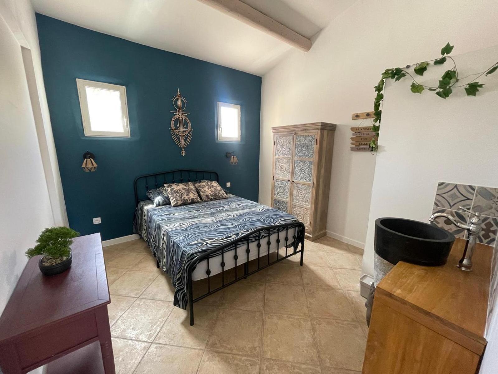 La Casa Bella Aparthotel Gignac-la-Nerthe ภายนอก รูปภาพ
